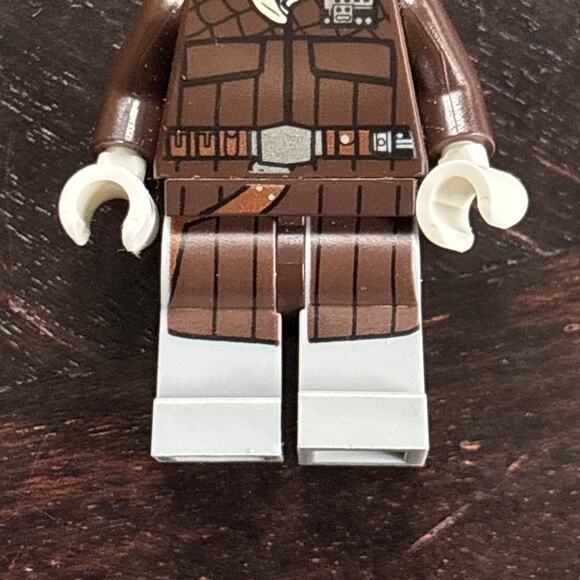 Lego Han Solo (Hoth) Minifigure #sw0727 Star Wars Set #75098 - Picture 3 of 8